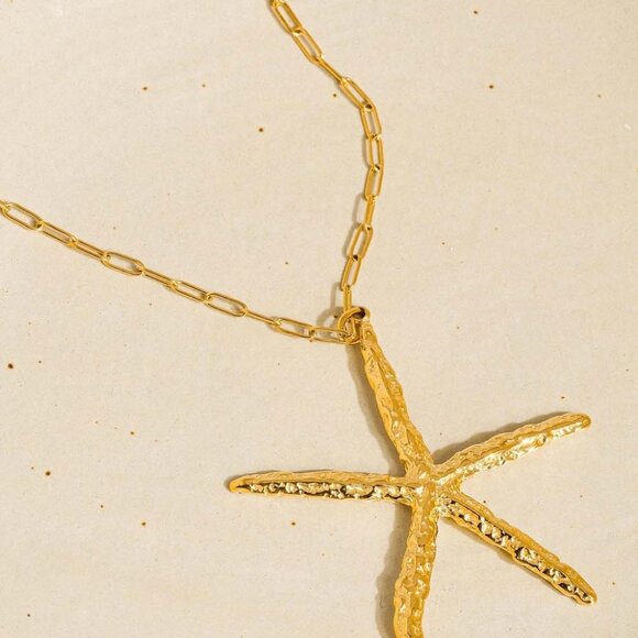 Suki 18K Gold Statement Star Necklace - Picture 2 of 5